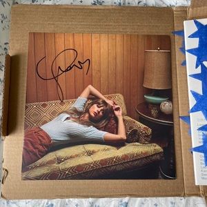 Taylor Swift Midnights moonstone blue vinyl with SIGNED 11x11 photo of Taylor!!